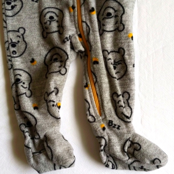 disney winnie the pooh fleece zipper footie sleeper pajamas 6-12 months baby - Picture 3 of 5